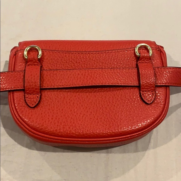 Authentic Coach Belt Bag in red leather - Picture 4 of 11